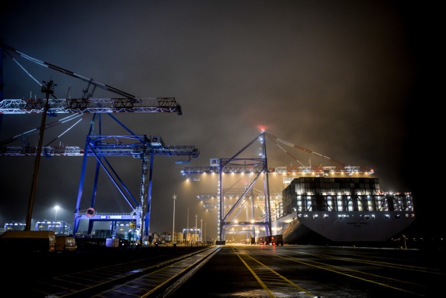 Port gdański od poniedziałku posiada drugie nabrzeże do przyjmowania największych kontenerowców pływających po oceanach.