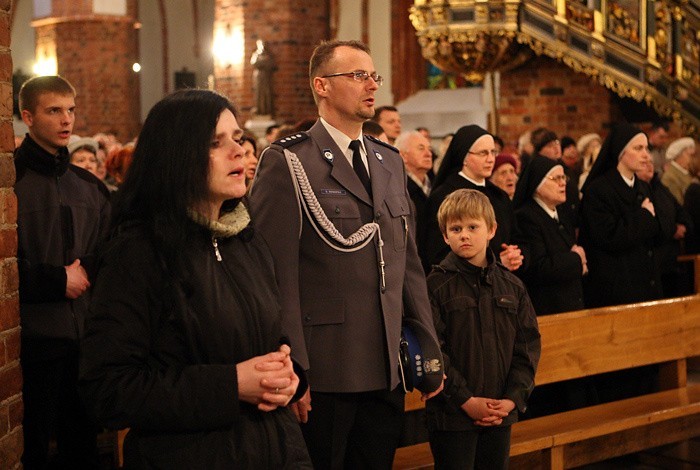 Kościól Mariacki. Msza w intencji ofiar katastrofy w...