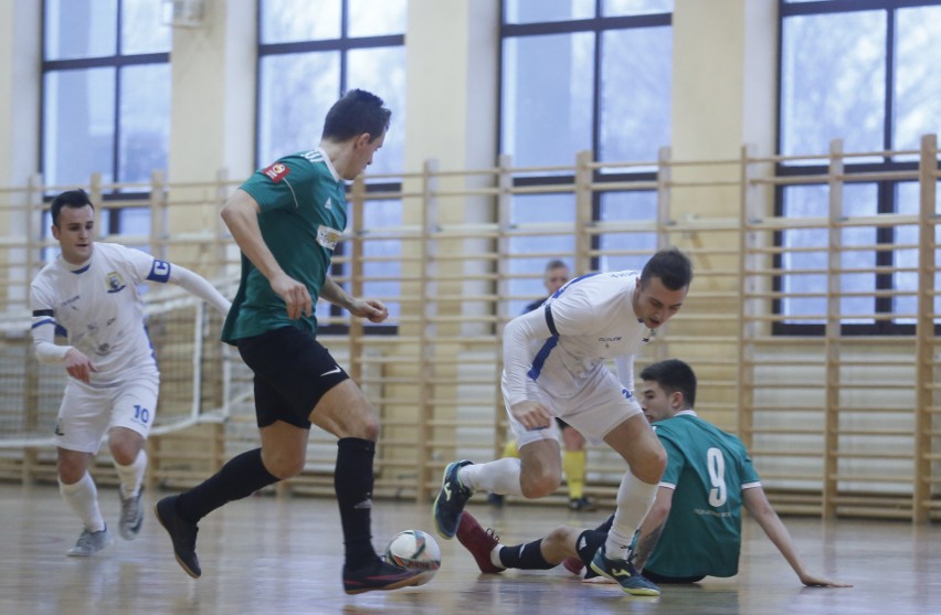 1 liga: GKS Futsal Nowiny - Heiro Rzeszów (pt. 20)....