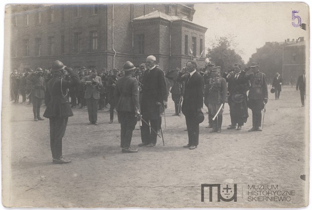 Prezydent Wojciechowski w Starachowicach. Więcej na kolejnych zdjęciach