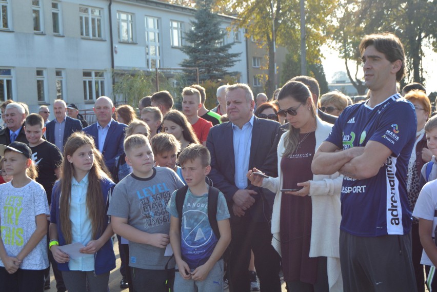 Sypniewo. Giba na otwarciu boiska. Obiecał, że przyjedzie tu raz jeszcze [ZDJĘCIA+WIDEO]