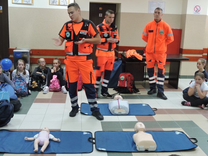 Stary Lubotyń. Kampania antynarkotykowa w szkole [ZDJĘCIA, WIDEO]