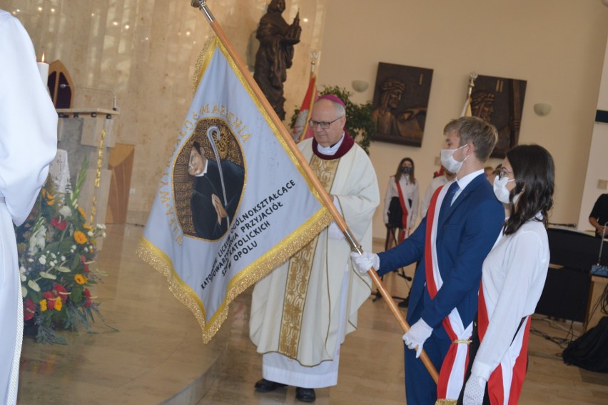 Katolickie Liceum Ogólnokształcące w Opolu otrzymało dzisiaj imię św. Stanisława Kostki