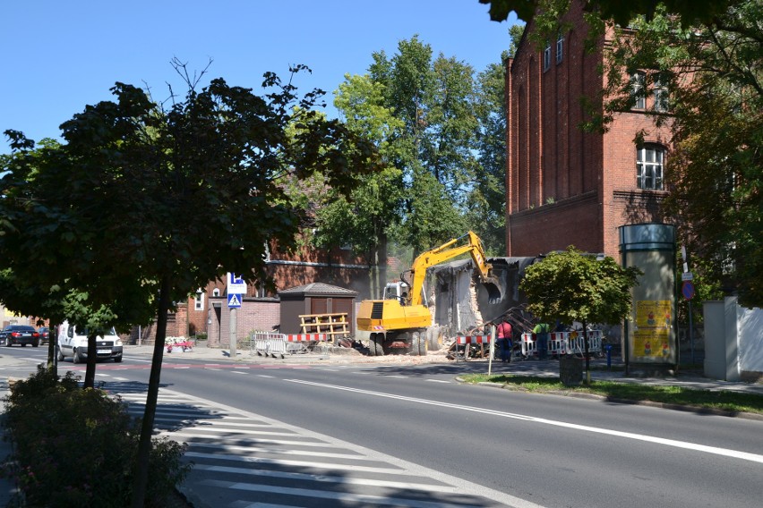 Rybnik: przy Juliuszu rozebrali budynek. Co powstanie w tym...