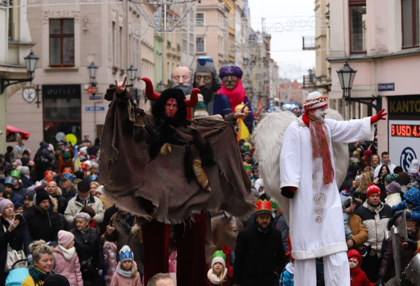 Obchody Święta Trzech Króli w Toruniu rozpoczęły się mszą...