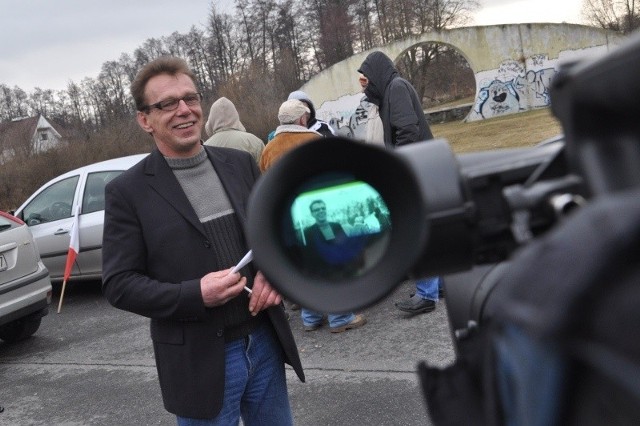 - Jestem spokojny o wynik postępowania. Jeśli jednak wniosek o przeprowadzenie referendum nie przejdzie, na pewno się odwołamy - zapowiada Jacek Walas.