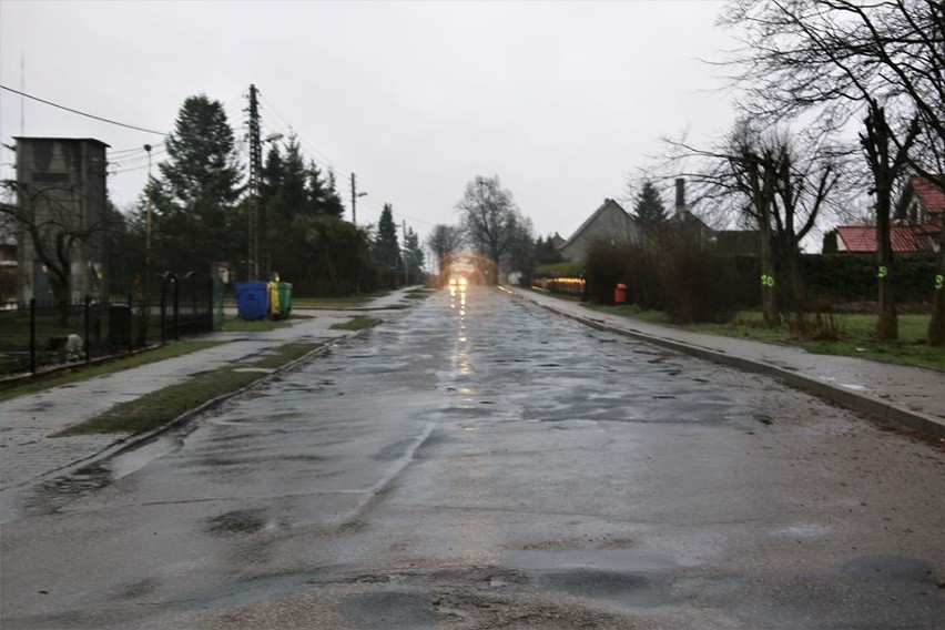 Dobrzany. Ulica Jana Pawła II do remontu.  Już jest wykonawca  