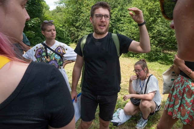 Spacer po terenie byłego obozu koncentracyjnego KL Plaszow w Krakowie