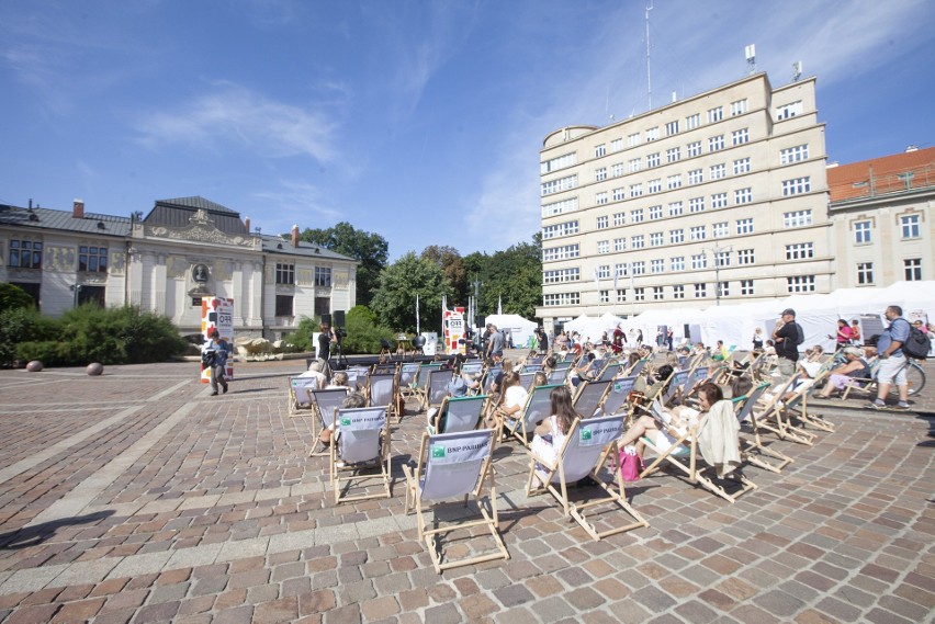 Kraków. Gwiazdy w Miasteczku Filmowym Off Camera na placu Szczepańskim [ZDJĘCIA]