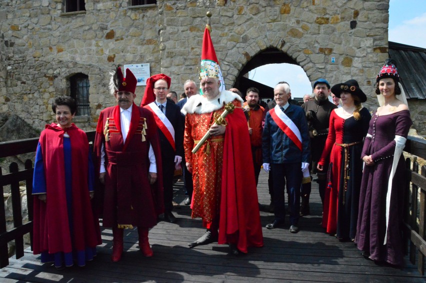 Inauguracja sezonu turystycznego na zamku w Dobczycach