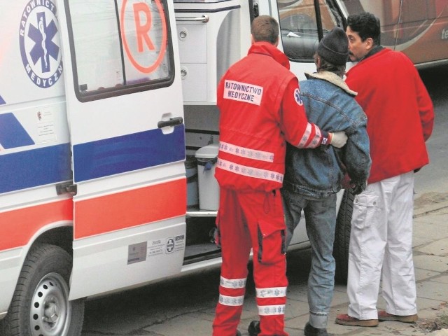 Na oddział ratunkowy Wojewódzkiego Szpitala Specjalistycznego przy ulicy Wienieckiej każdego dnia trafia co najmniej kilka nietrzeźwych osób.