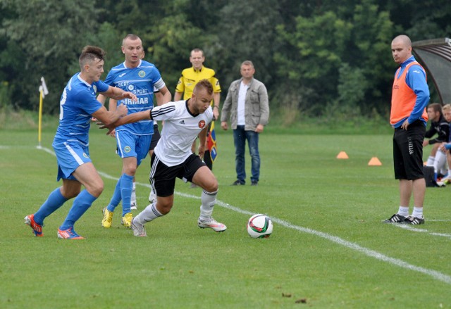 We wrześniu 2015 roku na stadionie Garbarni Hutnik wygrał 3:1