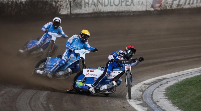 "Jaskółki" w półfinale play-off zmierzą się rzeszowianami