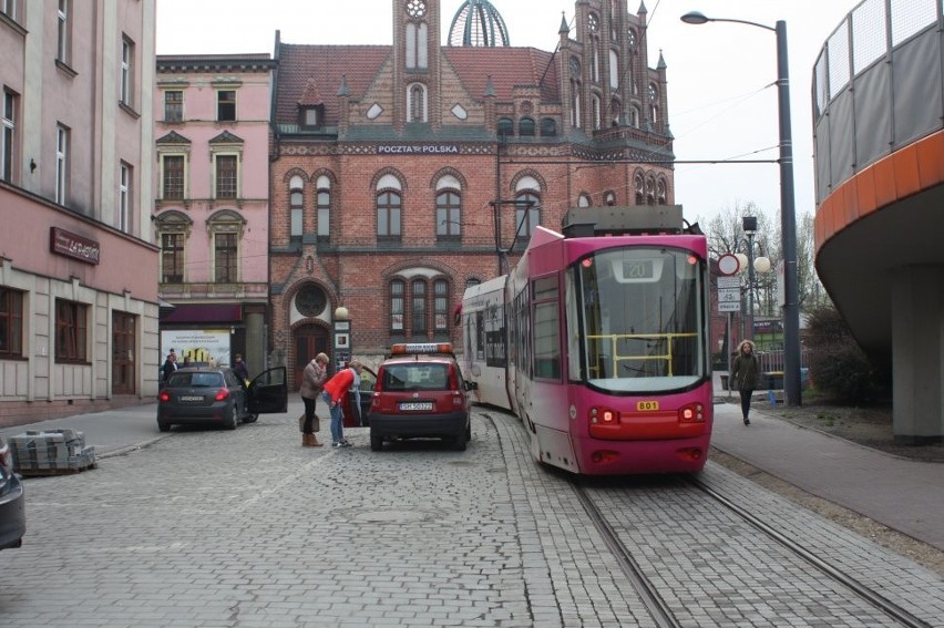 Chorzów: Stopa 43-latki zmiażdżona przez tramwaj