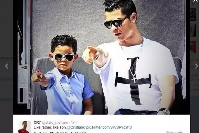Cristiano Ronaldo z synem (fot. screen z Twitter.com)