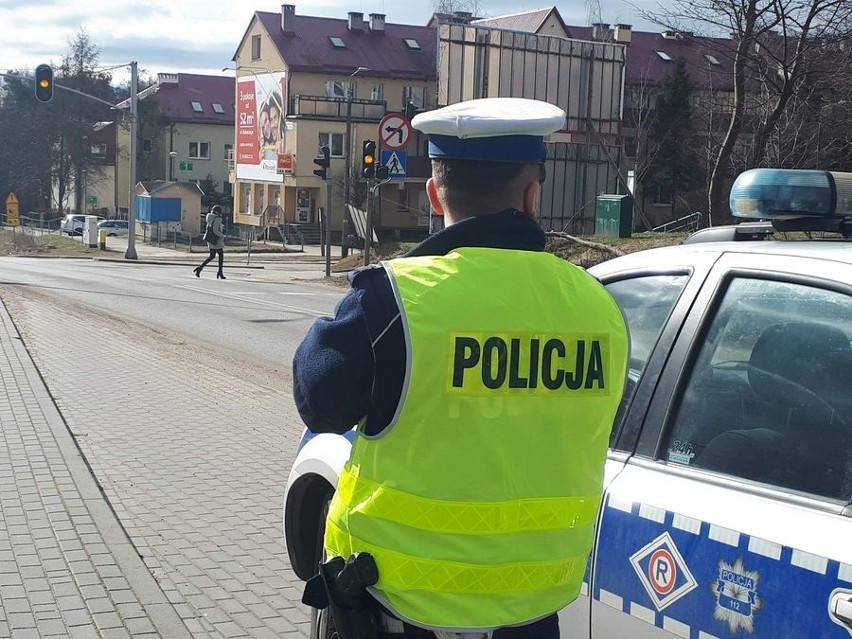 Gdańscy policjanci na ulicach podsumowują akcję: 62 ukaranych pieszych i 5 rowerzystów, 57 wykroczenia popełnione przez kierowców