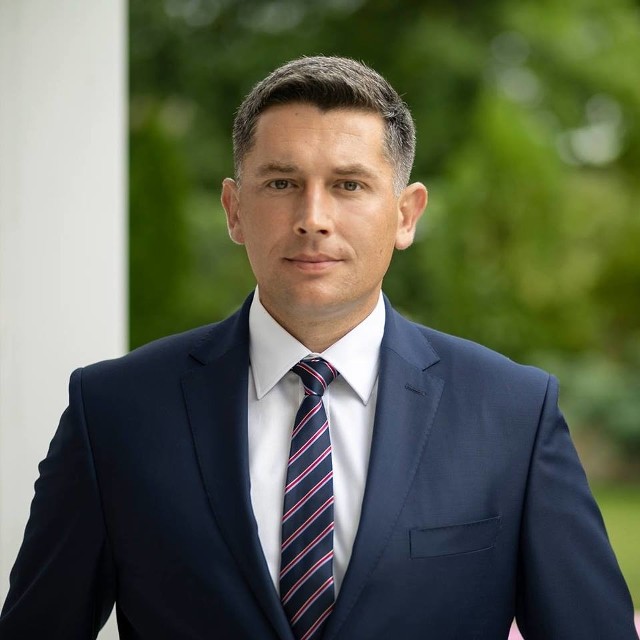 Robert Jakubowski złożył pozew do sądu przeciw Platformie Obywatelskiej o zniesławienie.