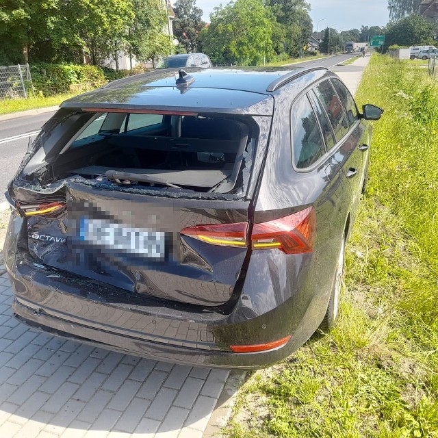 Zderzenie dwóch aut na ul. Koszalińskiej w Sławnie