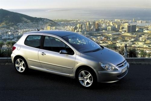 Fot. Peugeot: Wersja 3-drzwiowa jest mniej praktyczna od...