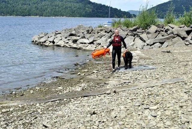 Psy będą strzegły bezpieczeństwa na Jeziorze Żywieckim