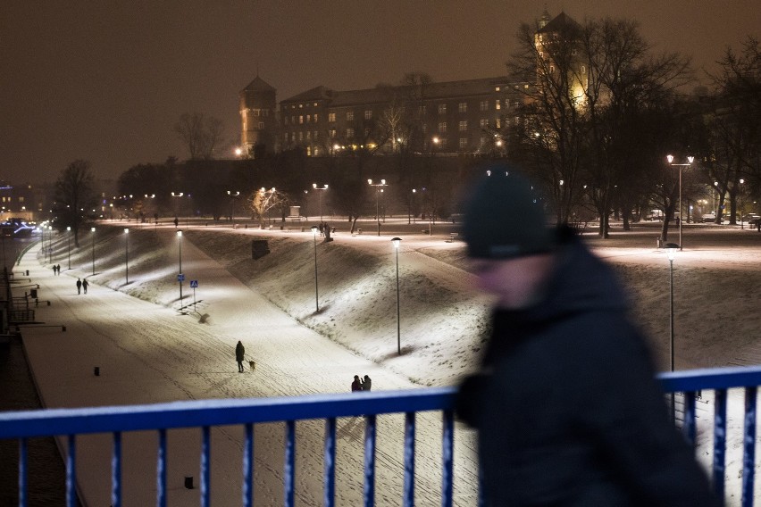 Kraków w śniegu. Biały puch upiększył miasto [GALERIA DNIA]