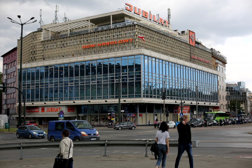 Dom Handlowy Jubilat zachwyca architekturą! [FOTOREPORTAŻ]