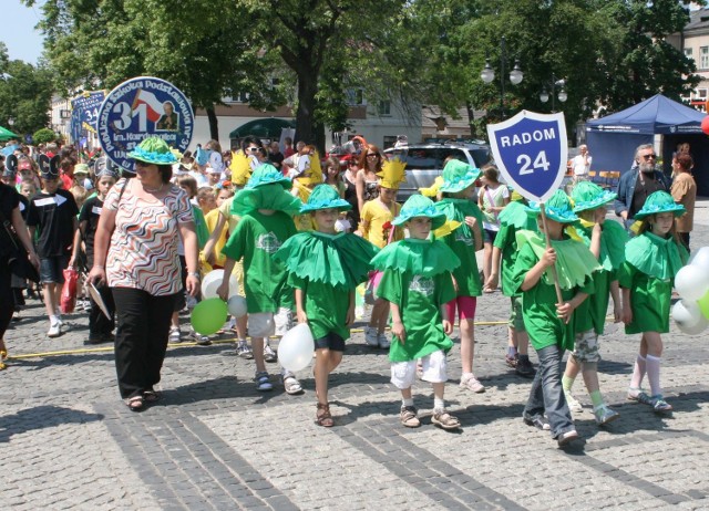 Przez Radom przeszedł barwny korowód.