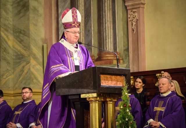 Decyzję o zwołaniu synodu abp. Stanisław Budzik podjął po konsultacji z kapłanami i świeckimi z archidiecezji lubelskiej