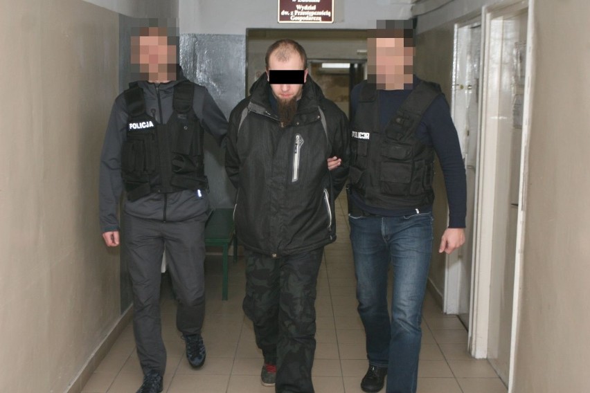 Włamania w Lublinie: Policja zatrzymała włamywacza do bankomatu na Tatarach. Okradał także myjnie samochodowe (WIDEO)
