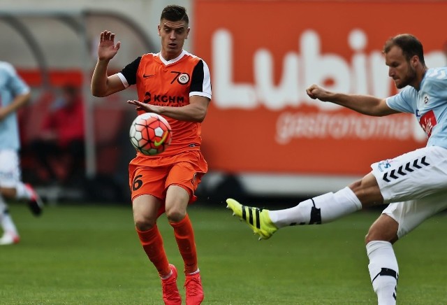 Kolejorz jest pasywny, więc do walki o podpis Krzysztofa Piątka włączyła się Legia i Lechia