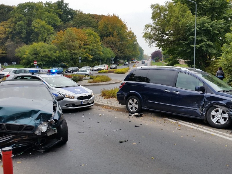 W czwartek, ok. godz. 14, na rondzie przy ul. Kościuszki...