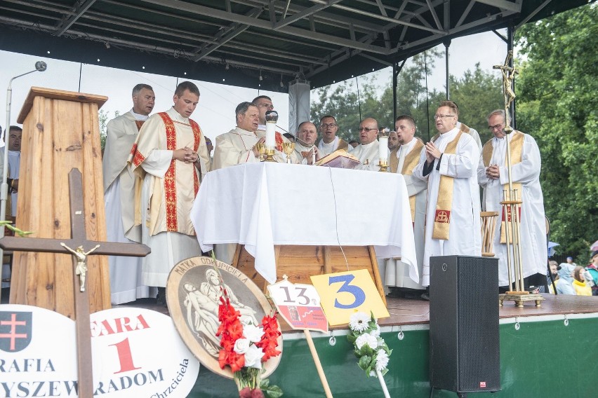 XXXVIII Piesza Pielgrzymka Diecezji Radomskiej na Jasną Górę już wyruszyła w trasę