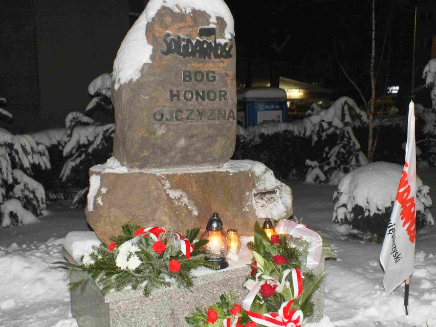 Skromne obchody 41. rocznicy stanu wojennego w Starachowicach. Zobacz zdjęcia 