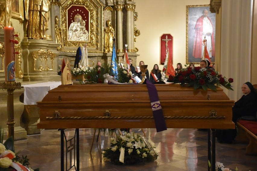 Biskup Teofil Wilski zmarł po długiej chorobie 26 marca 2022...