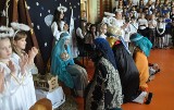 Uczniowie z Garbatki-Letniska zaprezentowali jasełka wykorzystując pantomimę