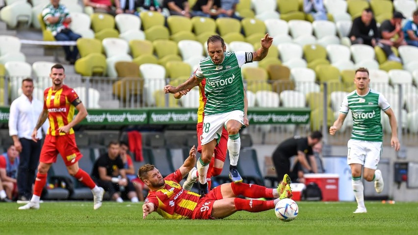 Lechia Gdańsk - Korona Kielce 6.08.2022 r. Oceniamy piłkarzy biało-zielonych. Tragiczna gra Nalepy, Clemensa i Tobersa