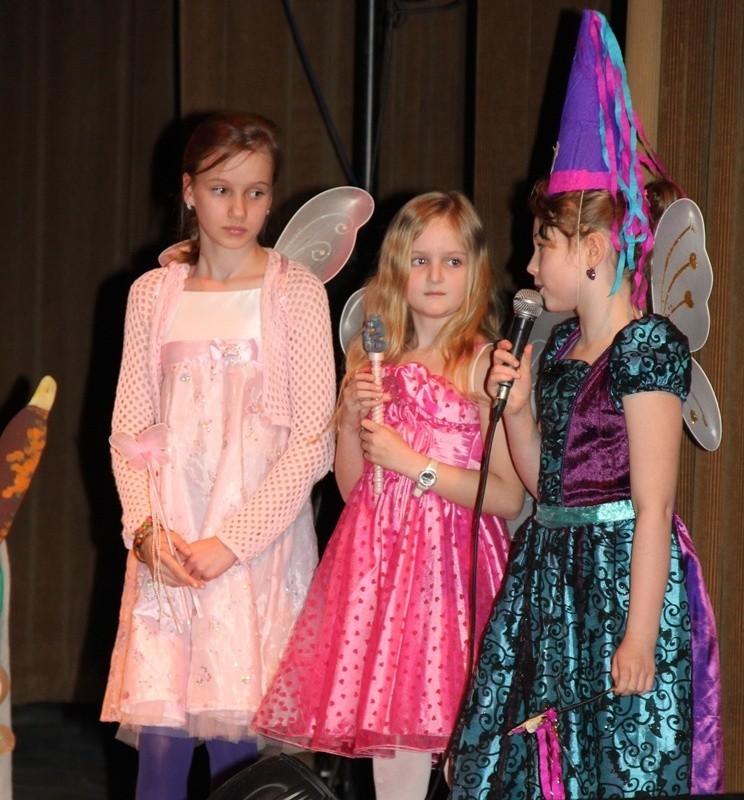 Spektakl Wiosenny Kogel-Mogel w wykonaniu Dziecięcej Grupy Teatralnej 
