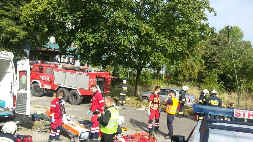 Wybuch gazu w szkole: Ćwiczenia strażackie