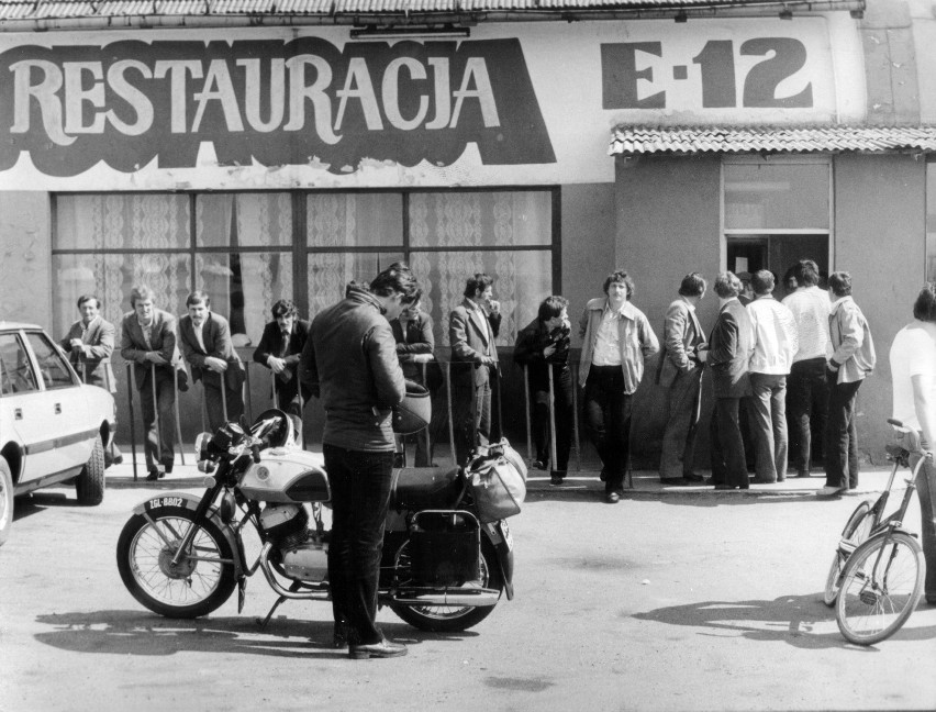 1981, restauracja e-12 w Poniatowicach