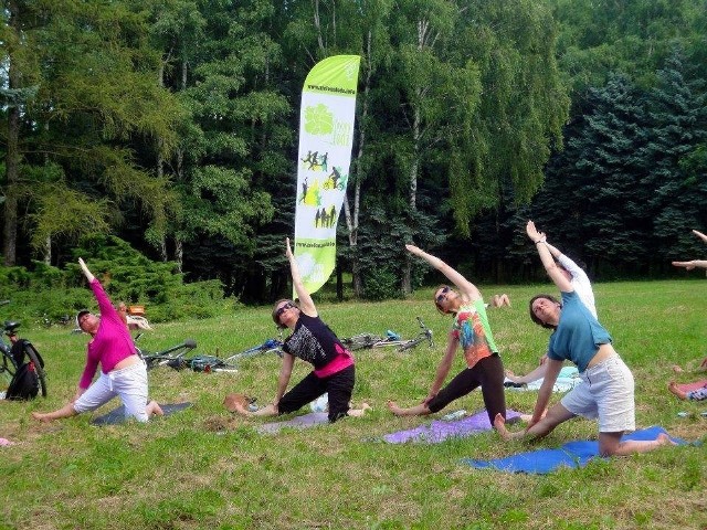 Do końca września potrwają m.in. zajęcia jogi prowadzone w łódzkich parkach