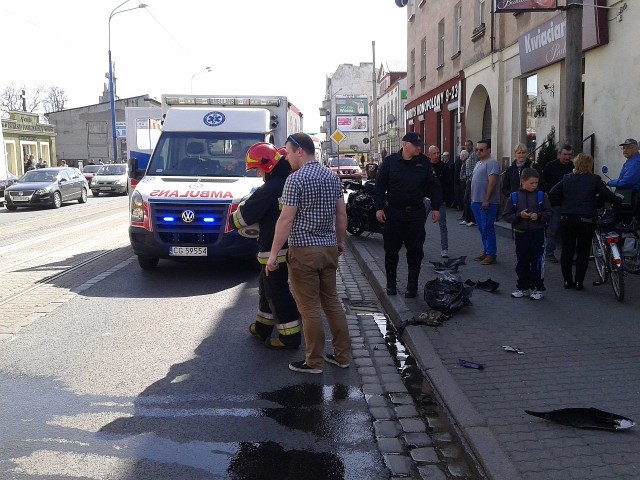 Obu motocyklistów zabrano do szpitala. Na szczęście nie odnieśli poważnych obrażeń.  Ruch na ulicy Chełmińskiej przez około pół godziny był utrudniony. Na miejscu działali strażacy, ratownicy medyczni i policjanci.