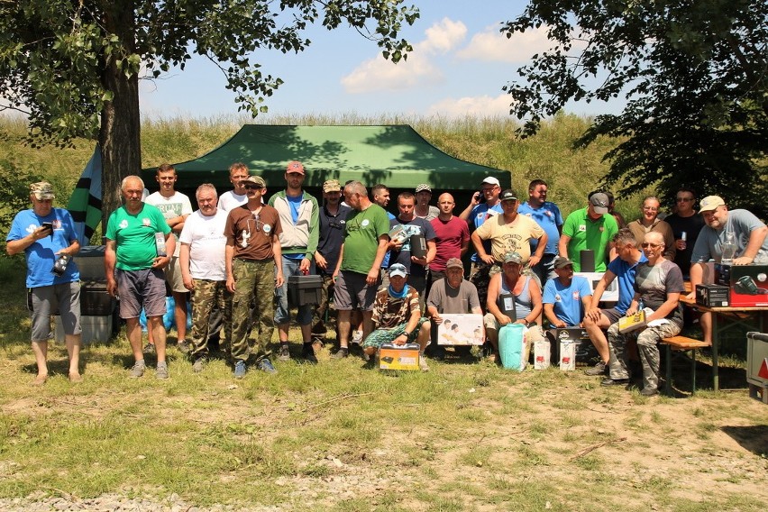 Ogólnopolski Maraton Nocny "KANAŁ 2020" odbył się w Połańcu. Ciekawe zawody wygrał Team Osiek [ZDJĘCIA]