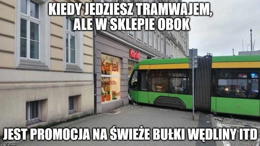 W czwartek w Poznaniu tramwaj wypadł z szyn i uderzył w...