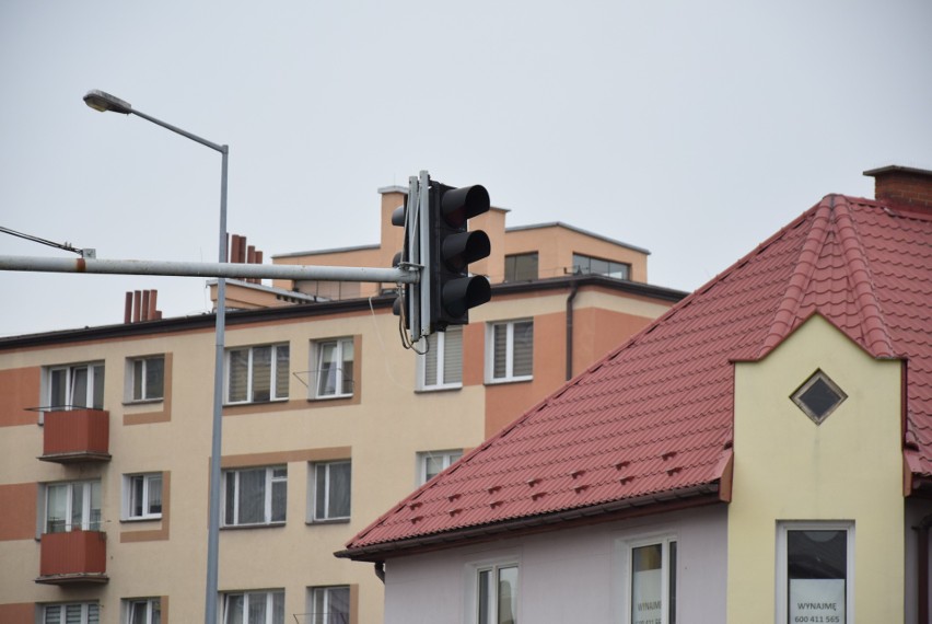 Ostrołęka. Utrudnienia w centrum miasta: awaria sygnalizacji świetlnej na skrzyżowaniu ulic Sienkiewicza, Goworowskiej, Kilińskiego