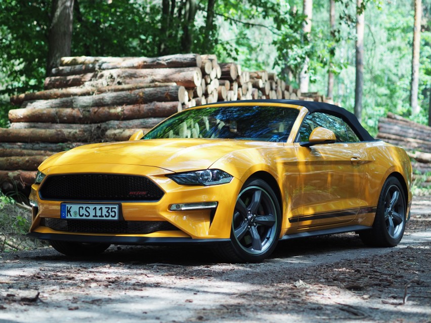 Nie ma sensu opisywać stylistyki Forda Mustanga z pakietem...