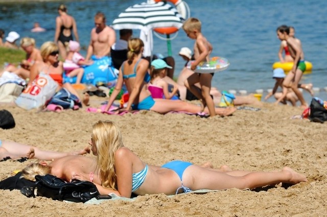 W regionie przydatne do kąpieli są m.in. zalew w Sokółce, Korycinie,  rzeka Biebrza na plażach w Goniądzu i Dolistowie, rzeka Narew w Ploskach