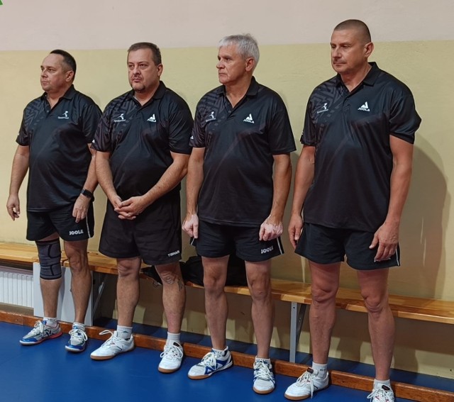Pierwsza drużyna tenisistów UMLKS Radomsko pokonała Jedynkę Łódź 6:4