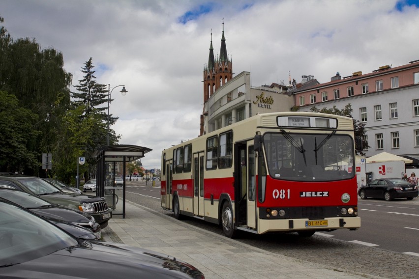 Białystok. Wakacyjne przejazdy zabytkowym Jelczem z Przewodnikiem PTTK