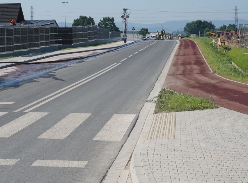 Przebudowana ulica Graniczna połączyła dwie gminy Zator i Przeciszów. Teraz łatwiej będzie dojechać do Energylandii