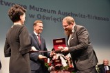 Złoty medal dla Państwowego Muzeum Auschwitz-Birkenau za zasługi dla Małopolski